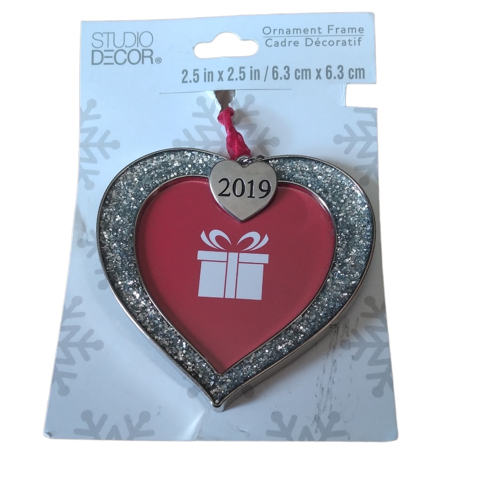 Three Sets Studio Decor Ornament Frame, 2019 Christmas Tree Ornament Photo Flame